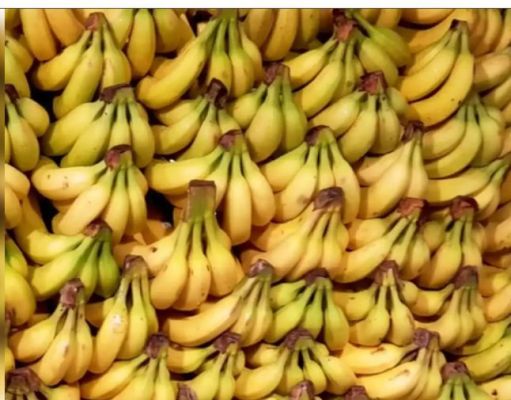 केले में है गुण भरपूर, जानें इसके चौंकाने वाले फायदे