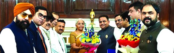 केंद्रीय वित्तमंत्री से मिल चेंबर ने जीएसटी सरलीकरण संबंधित ज्ञापन सौंपा-थौरानी