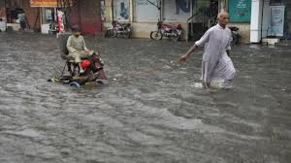 पाकिस्तान: मूसलाधार बारिश और बाढ़ से तबाही, पंजाब प्रांत सबसे ज्यादा प्रभावित