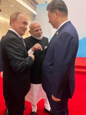 पीएम मोदी के चीन दौरे और ट्रंप के बदले रुख पर अमेरिकी मीडिया कर रहा है आगाह