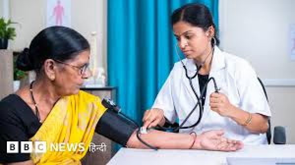 हेल्थ और लाइफ़ इंश्योरेंस हुए टैक्स फ्री, जानिए पॉलिसीहोल्डर्स को होगा कितना फ़ायदा