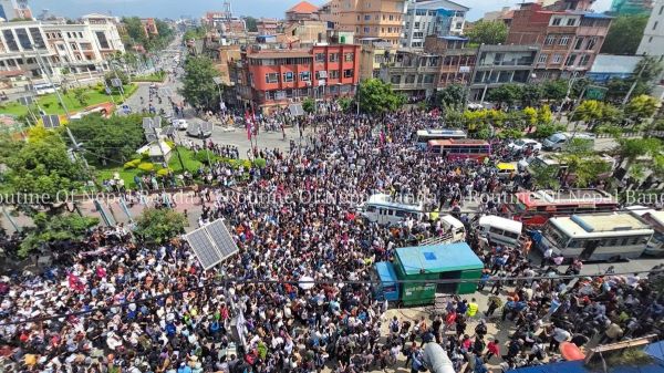 नेपाल में विरोध प्रदर्शन जारी, प्रधानमंत्री ओली के इस्तीफे की मांग, कई नेताओं के आवास में तोड़फोड़
