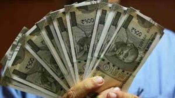 प्राइमरी स्कूल की प्रधान अध्यापिका 50 हजार रुपए की रिश्वत लेते रंगे हाथ गिरफ्तार