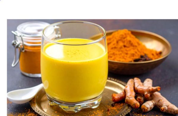 हल्दी-दूध : दादी का नुस्खा, जिसे साइंस ने भी माना सुपर ड्रिंक, जानिए चमत्कारी फायदे