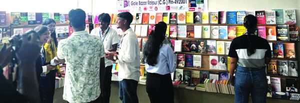 समाज के निर्माण में पुस्तकों, ज्ञान और संस्कृति की भूमिका पर कलिंगा पुस्तक मेला आयोजित