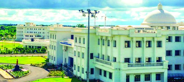 तकनीकी प्रतिभा की एक नई पीढ़ी को बढ़ावा देने आईआईआईटी में मेक इन सिलिकॉन सिम्पोजियम