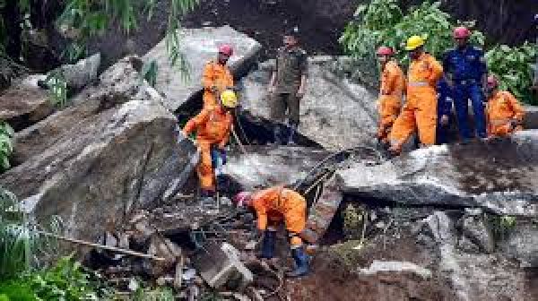 फिलीपीन में भूकंप का दूसरा शक्तिशाली झटका, पहले में पांच व्यक्तियों की मौत