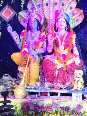 हफ़्ते भर पहले दिवाली मनाने वाला गांव, परंपरा और आस्था वाला करबिन सेमरा