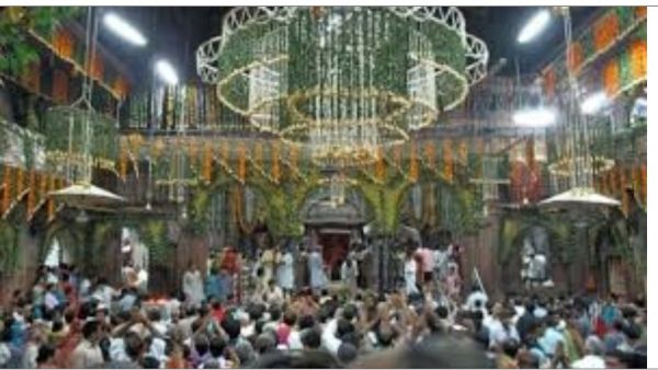 मथुरा: हाई पावर मैनेजमेंट कमेटी की निगरानी में बांके बिहारी मंदिर का 54 साल पुराना 'तोष खाना' खुलेगा