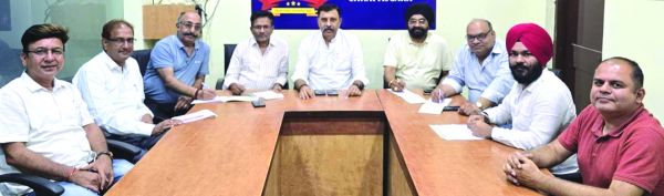 5.40 लाख करोड़ वस्तु व्यापार और सेवा क्षेत्र में 65 हजार करोड़ की रिकॉर्डतोड़ बिक्री-कैट