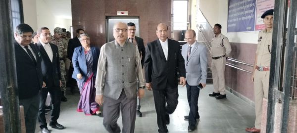 पुराने लंबित प्रकरणों का प्राथमिकता से निराकरण किया जाए: सीजे  सिन्हा