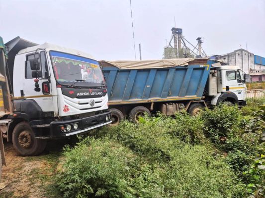 अवैध रेत परिवहन पर छापामारी,  9 गाड़ियां जब्त