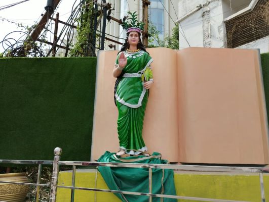 वीआईपी चौक पर छत्तीसगढ़ महतारी की न‌ई प्रतिमा स्थापित