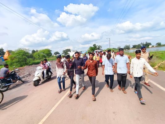 चाकू लहरा रील्स वायरल करने वाले अब जेल में 