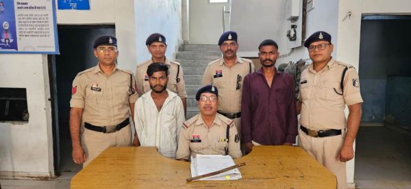 मां से अवैध संबंध के शक में प्रौढ़ की हत्या, दोस्तों के साथ मिलकर शव फेंका रेलवे ट्रैक पर