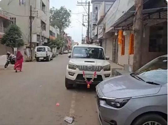 नांदगांव के तीन बड़े कारोबारी के घर और दुकानों में एसीबी-ईओडब्ल्यू का छापा