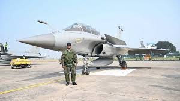 राफेल विमान में उड़ान भरना मेरे लिए अविस्मरणीय अनुभव रहा: राष्ट्रपति मुर्मू