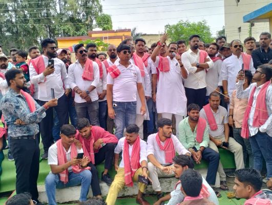 देखें VIDEO : राजधानी बंद, भाठागांव छोड़ शेष शहर पूरा खुला 