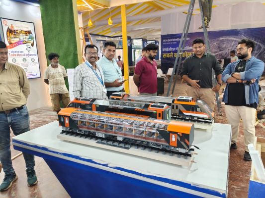 राज्योत्सव में  रेलवे का भी प्रदर्शनी स्टाल