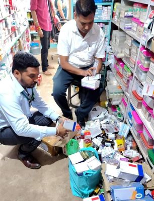 नकली कफ सिरप बेच रहा गरियाबंद का मेडिकल स्टोर का संचालक गिरफ्तार