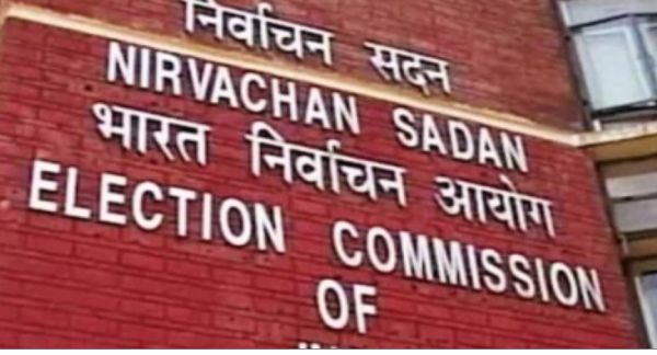 बंगाल में एसआईआर का पहला चरण शुरू, 2002 के केवल 32.06 प्रतिशत नाम ही वर्तमान सूची में