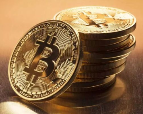 स्पॉट मार्केट में लगातार बिकवाली के बीच बिटकॉइन 1 लाख डॉलर मार्क के नीचे फिसला