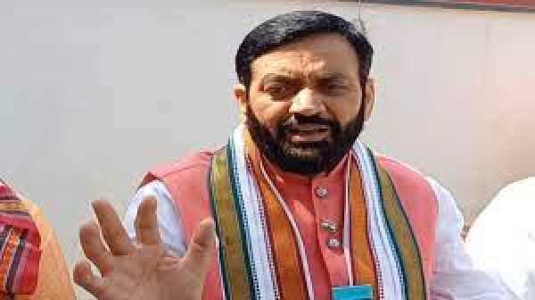 'वोट चोरी' के राहुल गांधी के आरोपों पर सीएम सैनी बोले- झूठ बोल रही कांग्रेस