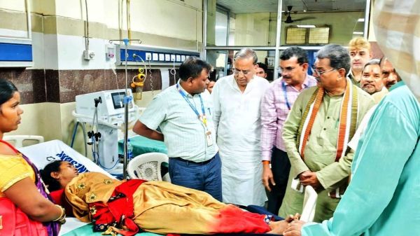 रेल हादसे पर महंत बोले- मौत के आंकड़े छिपा रही सरकार