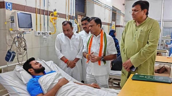 रेलवे की लापरवाही का दर्द झेल रहे हैं यात्री, कांग्रेस परिवार उनके साथ- बैज