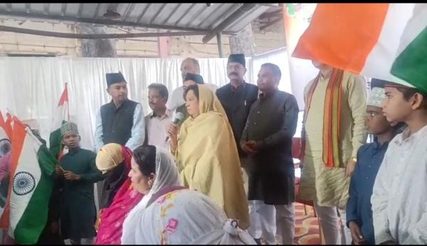 वक्फ बोर्ड में शनिवार को हुआ वंदेमातरम गान