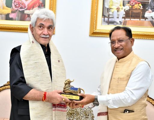 जम्मू-कश्मीर के उपराज्यपाल मनोज सिन्हा का स्वागत 