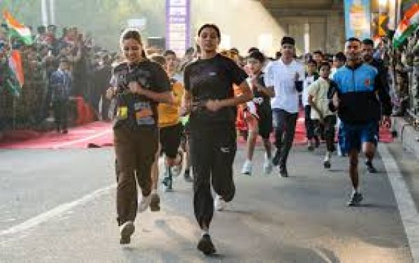 बीएसएफ महानिदेशक ने जम्मू मैराथन का नेतृत्व किया, 'ऑपरेशन सिंदूर' के बाद पहली ऐसी पहल