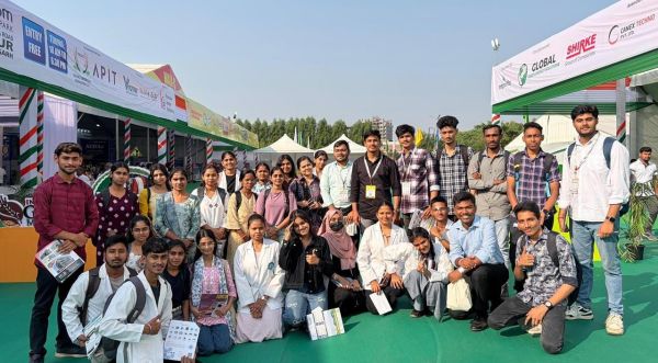 छात्रों ने धान प्रसंस्करण कृषि अपशिष्ट से बायोफ्यूल निर्माण तकनीक सीखा 