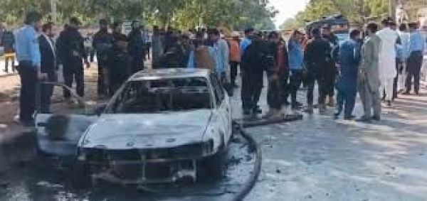 इस्लामाबाद में एक अदालत के बाहर धमाका, 10 लोग घायल