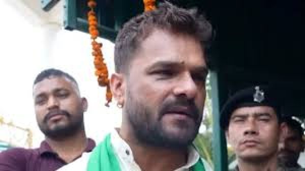 बिहार चुनाव नतीजे: छपरा से खेसारी लाल यादव पीछे