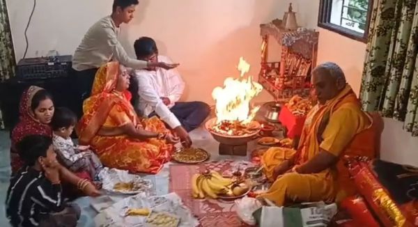 कांदुल के प्रजापति परिवार के 22 लोगों ने घर वापसी की