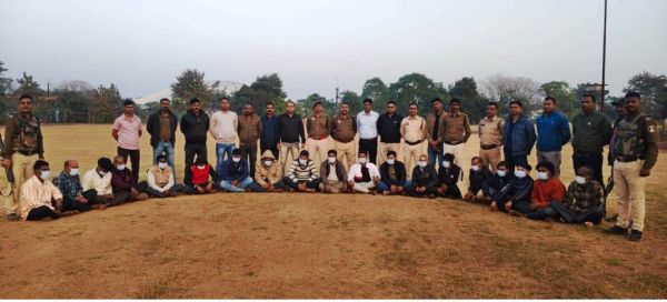 तराईडांड़ डकैतीकांड में 19 आरोपी गिरफ्तार, हथियार और वाहन बरामद