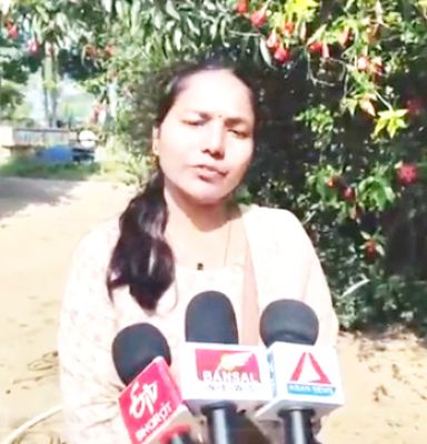 हिड़मा के पक्ष में पोस्ट युवा कांग्रेस नेत्री को भारी पड़ा