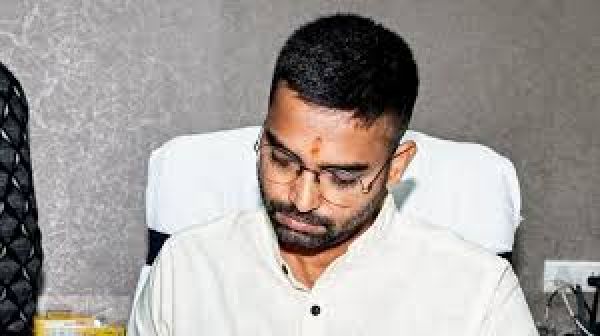 बिहार के मंत्री बने उपेंद्र कुशवाहा के बेटे दीपक प्रकाश ने पद संभालने के दौरान क्या बातें कहीं