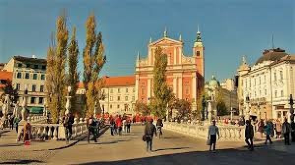 स्लोवेनिया के नागरिकों ने एक जनमत संग्रह में इच्छामृत्यु को खारिज किया