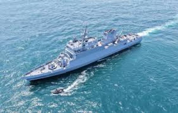 स्वदेश निर्मित पनडुब्बी रोधी युद्धक जहाज आईएनएस माहे भारतीय नौसेना में शामिल
