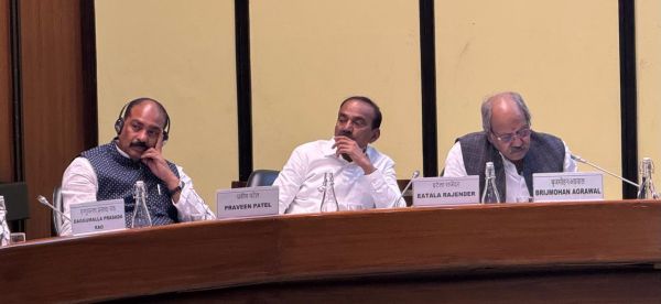 दवाइयों की ‘एक राष्ट्र–एक दाम’ की मांग उठाई  सांसद  बृजमोहन ने