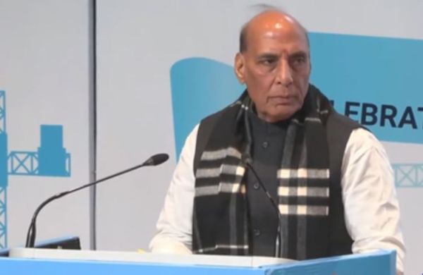 नौसेना के सभी जहाज भारतीय शिपयार्ड्स में ही तैयार हो रहे हैं : रक्षा मंत्री राजनाथ सिंह