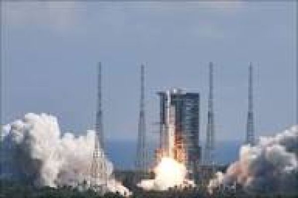 चीन ने समय से पहले भेजा शेनझू-22 अंतरिक्ष यान