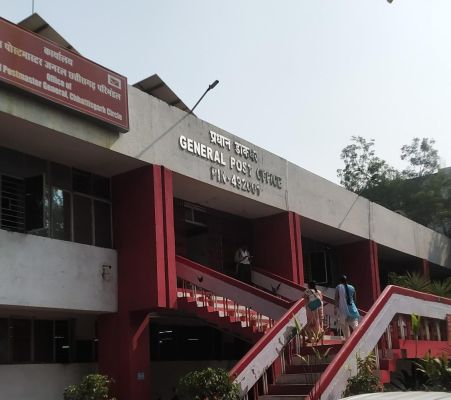 सीपीएमजी चौहान ने दस दिनों में ही तीन डाक संभागो का दौरा पूरा किया 