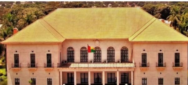 अफ्रीका के गिनी-बिसाऊ में चुनावी नतीजों से पहले तख्तापलट