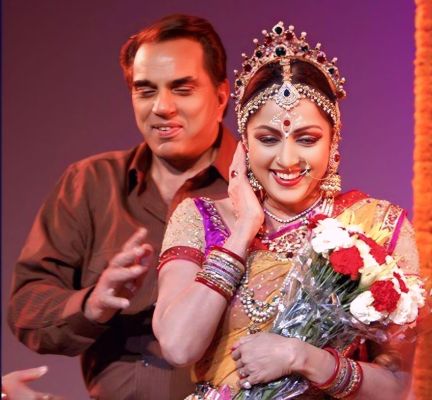 हेमा मालिनी की मार्मिक पोस्ट 