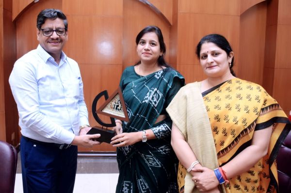 न्यूनतम डोज में बीमारी ठीक करती है होम्योपैथी 