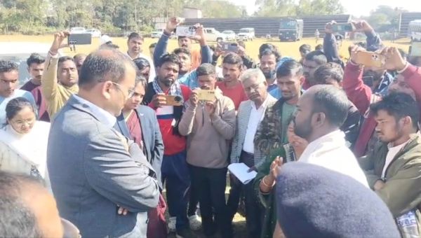 मैनपाट में बाक्साइट खदान को लेकर जनसुनवाई में ग्रामीणों का विरोध