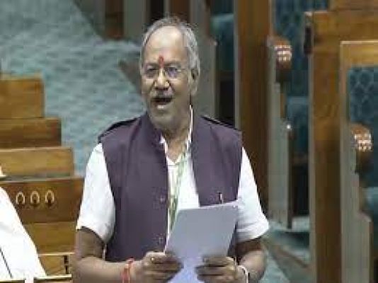 सांसद बृजमोहन ने उठाया चूना पत्थर पुनर्वर्गीकरण का  मुद्दा